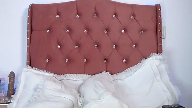 karla bigarango online show from 03-22-25, 02:16