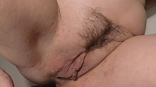 Snapshot of Xollan_ chatting on 09-14-25, 10:54 Xollan  online show from 09-14-25, 10:54