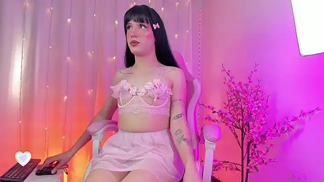 rosseblondee online show from 10-13-25, 08:54