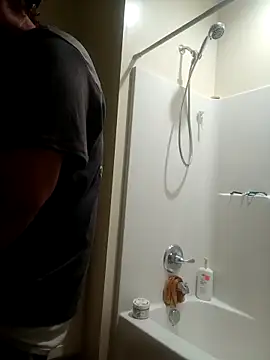 FUNINWV9 online show from 11-10-25, 02:11