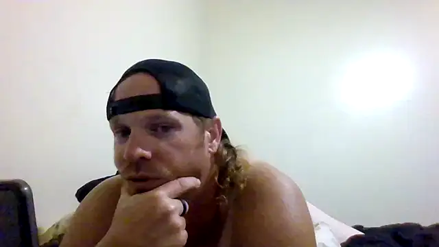 Snapshot of FUNINWV9 chatting on 06-29-26, 11:37 FUNINWV9 online show from 06-29-26, 11:37
