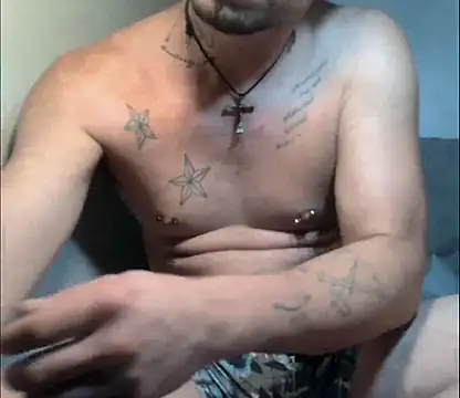 IxanSantiago95 online show from 10-08-25, 11:12