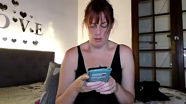 MissLilooo online show from 05-27-26, 08:27