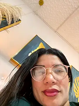 valerie lya online show from 11-12-25, 07:51