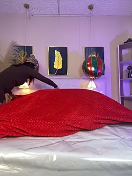 valerie lya online show from 11-15-25, 08:24