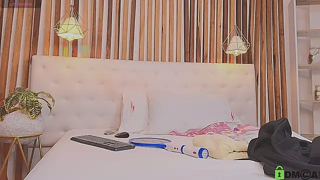 valerie lya online show from 04-08-26, 01:34