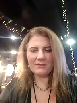 LizaCakes online show from 03-06-25, 03:35