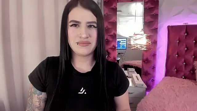 Snapshot of Nara_belen chatting on 10-29-25, 03:27 Nara belen online show from 10-29-25, 03:27