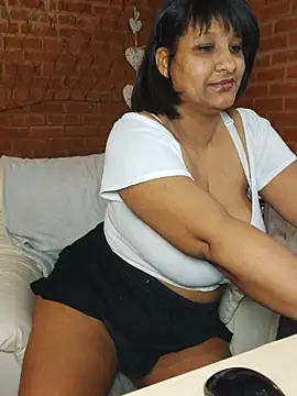 Lilybanx online show from 04-10-26, 07:43