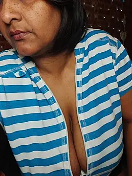 Lilybanx online show from 05-01-26, 02:11