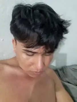 Snapshot of Carrington- chatting on 10-11-25, 03:29 Carrington- online show from 10-11-25, 03:29