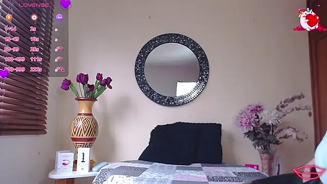 Snapshot of NicoleSantana chatting on 03-03-26, 07:32 NicoleSantana online show from 03-03-26, 07:32