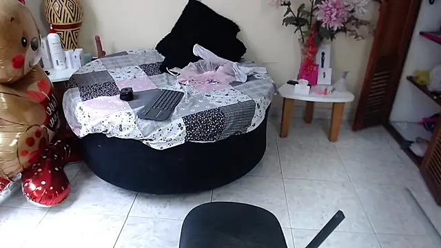 NicoleSantana online show from 07-10-26, 09:04
