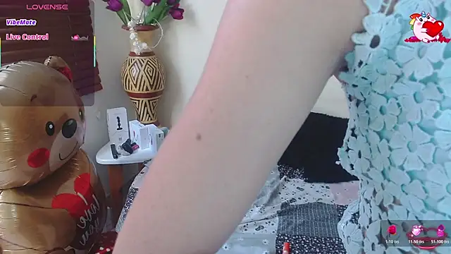 NicoleSantana online show from 06-26-26, 08:14