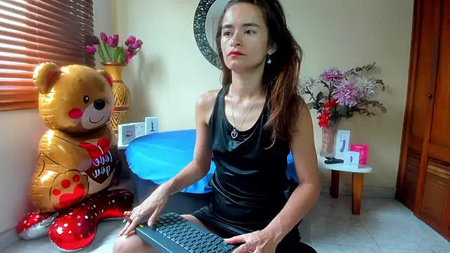 Snapshot of NicoleSantana chatting on 03-28-26, 08:21 NicoleSantana online show from 03-28-26, 08:21