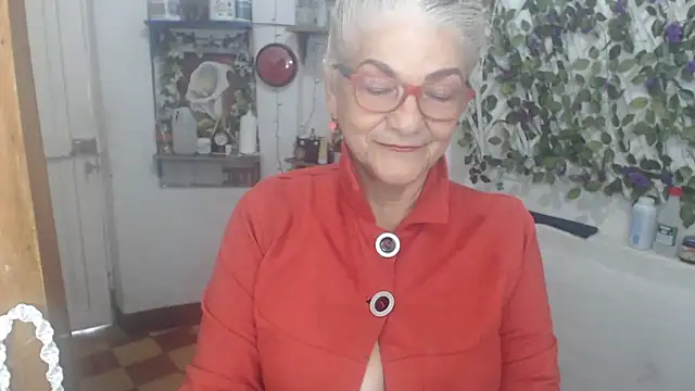FunnyGrandma online show from 04-13-26, 10:36