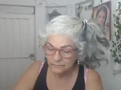 FunnyGrandma online show from 09-09-25, 12:54