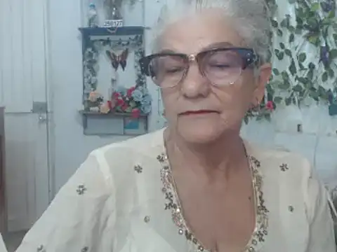 FunnyGrandma online show from 02-02-25, 12:09