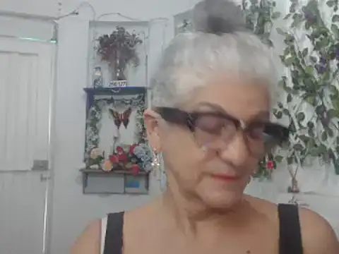FunnyGrandma online show from 01-18-25, 07:48
