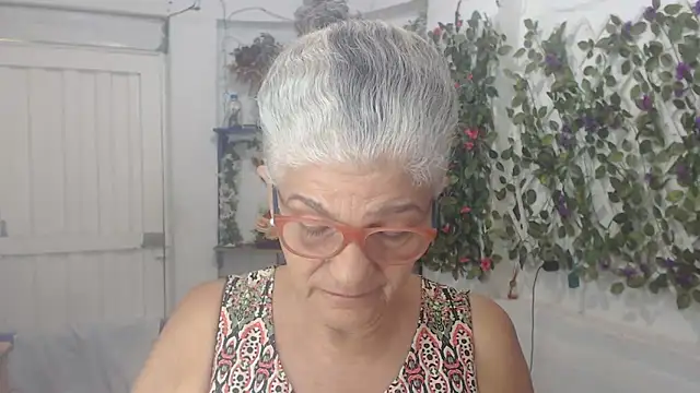 FunnyGrandma online show from 02-15-25, 02:04