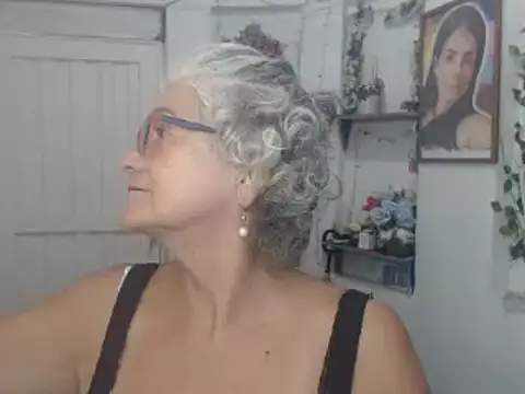 FunnyGrandma online show from 09-14-25, 11:16