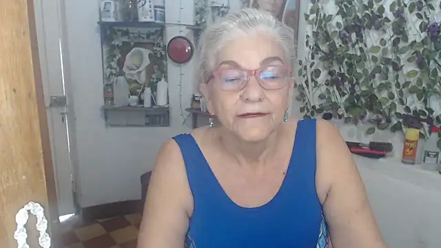 Snapshot of FunnyGrandma chatting on 04-30-26, 07:10 FunnyGrandma online show from 04-30-26, 07:10