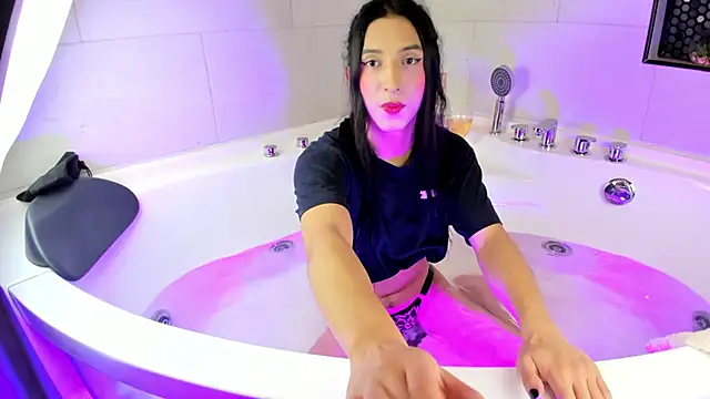 isabella-bisquer online show from 11-30-25, 01:17