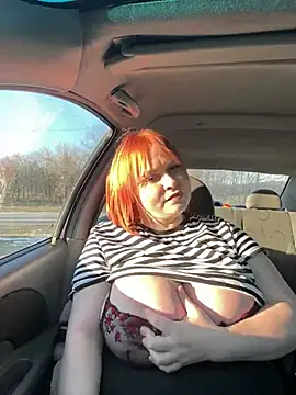 Snapshot of Model9798 chatting on 02-25-25, 02:15 Model9798 online show from 02-25-25, 02:15