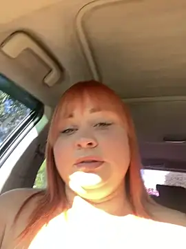 Snapshot of Model9798 chatting on 06-19-26, 05:46 Model9798 online show from 06-19-26, 05:46