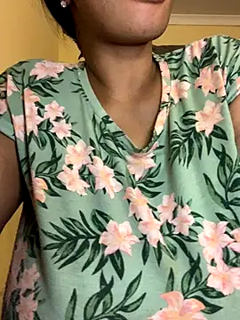 Snapshot of MissTits chatting on 09-28-25, 08:16 MissTits online show from 09-28-25, 08:16