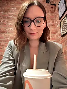 The Snowwhitee online show from 11-05-25, 09:07