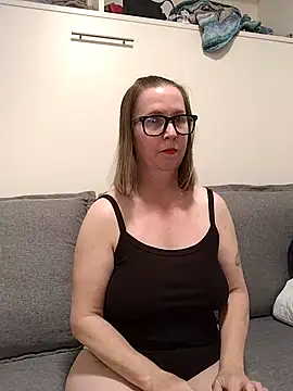 SweetandNaughty1 online show from 03-16-26, 03:36