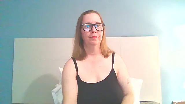 Snapshot of SweetandNaughty1 chatting on 03-05-25, 10:33 SweetandNaughty1 online show from 03-05-25, 10:33