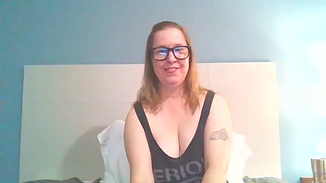 Snapshot of SweetandNaughty1 chatting on 02-05-25, 01:11 SweetandNaughty1 online show from 02-05-25, 01:11