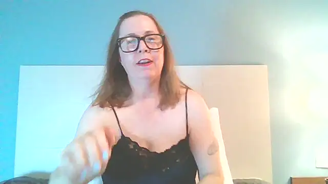 Snapshot of SweetandNaughty1 chatting on 03-17-25, 03:14 SweetandNaughty1 online show from 03-17-25, 03:14