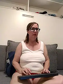 SweetandNaughty1 online show from 05-06-26, 05:00