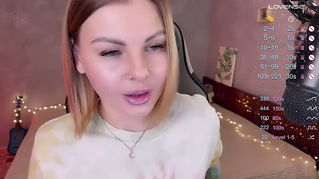 Your Sweet Lilu online show from 03-06-25, 05:22