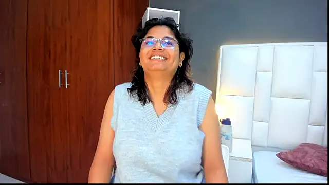 yeral2017 online show from 04-15-26, 01:15