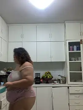 valentinny online show from 10-19-25, 01:19