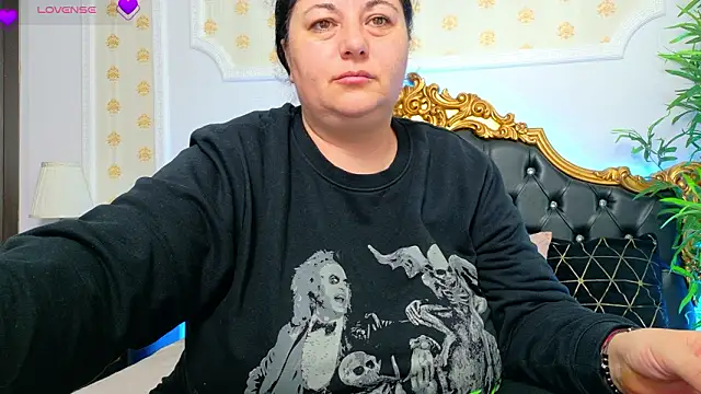 AleshaArabian online show from 03-28-26, 04:13