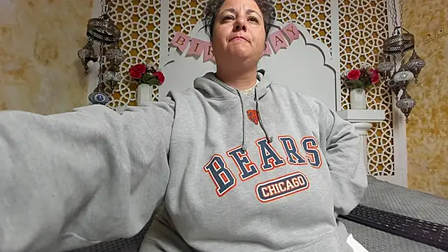 AleshaArabian online show from 10-23-25, 03:27