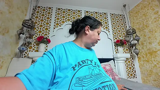 AleshaArabian online show from 09-25-25, 02:17