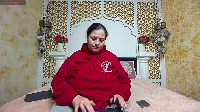 AleshaArabian online show from 03-19-25, 03:41