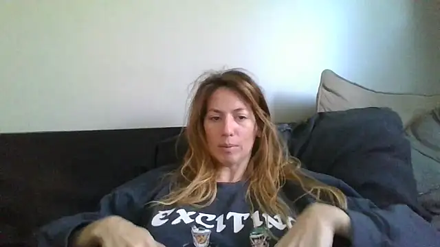 Rhodesxox online show from 11-17-25, 07:18