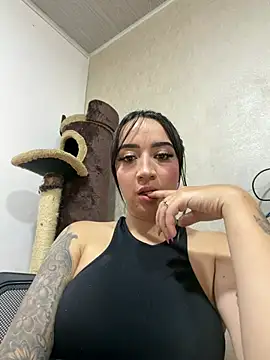 EmmyEvans1 online show from 03-27-26, 07:15