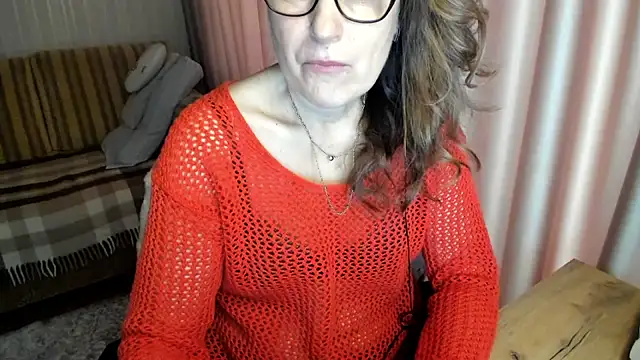 lauraoven online show from 02-11-26, 08:25