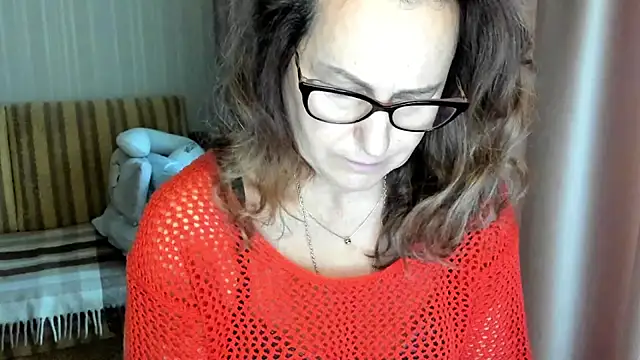 lauraoven online show from 11-08-25, 10:30