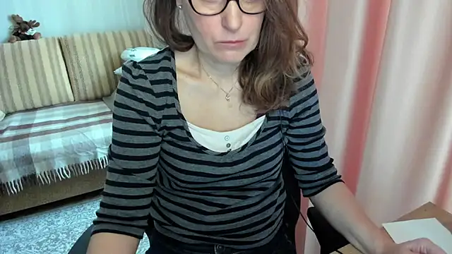 lauraoven online show from 03-11-26, 07:35