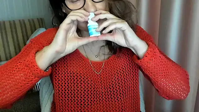 lauraoven online show from 11-02-25, 08:52