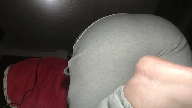 prettyangelsquirt online show from 10-31-25, 11:44